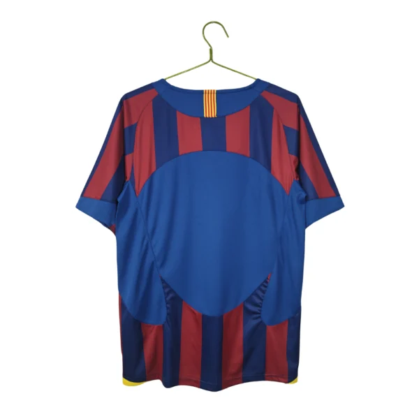 107 FC Barcelona Retro Thuisshirt 2005/06