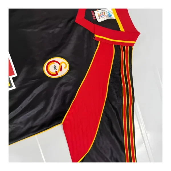 Galatasaray Retro 3de Shirt 1999/00